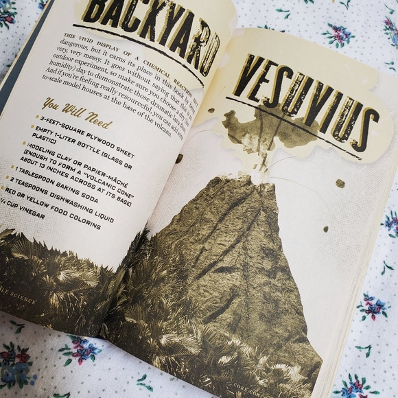 Totally Irresponsible Science Book 64 Experiments Back to School - Picture 7 of 7